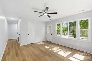 9828 Starwood Dr, Charlotte, NC 28215 - Photo 8
