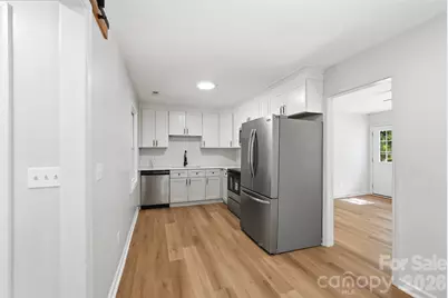 9828 Starwood Drive, Charlotte, NC 28215 - Photo 12