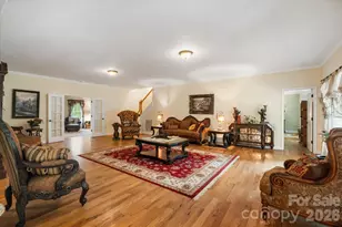 115 Barton Rd, Brevard, NC 28712 - Photo 2