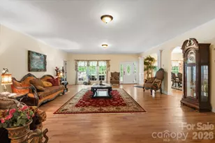 115 Barton Rd, Brevard, NC 28712 - Photo 4