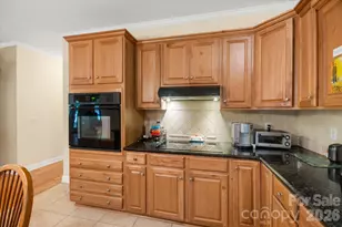 115 Barton Rd, Brevard, NC 28712 - Photo 18