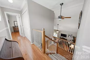 5666 Gold Creek Bay Dr, Hickory, NC 28601 - Photo 32