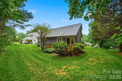 5666 Gold Creek Bay Drive, Hickory, NC 28601 - Photo 40