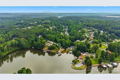 5666 Gold Creek Bay Drive, Hickory, NC 28601 - Photo 46