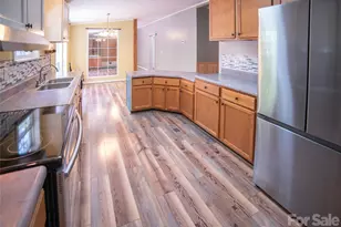 4862 Karen Ct, Morganton, NC 28655 - Photo 2