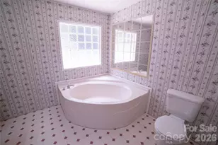 4862 Karen Ct, Morganton, NC 28655 - Photo 10