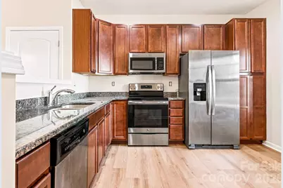 10308 Cloyne Court, Charlotte, NC 28213 - Photo 8