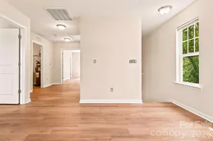 10308 Cloyne Ct, Charlotte, NC 28213 - Photo 16