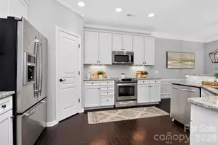 6629 Portland Rose Ln, Charlotte, NC 28210 - Photo 10