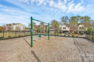 6629 Portland Rose Ln, Charlotte, NC 28210 - Photo 38