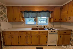 4053 Roddey Rd, Catawba, SC 29704 - Photo 10