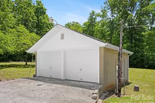 1230 Dana Rd, Hendersonville, NC 28792 - Photo 8