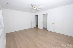 5306 Wales St, Charlotte, NC 28269 - Photo 10