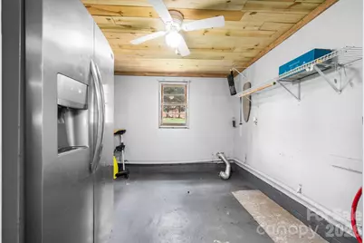 1809 31st Street NE, Hickory, NC 28601 - Photo 18
