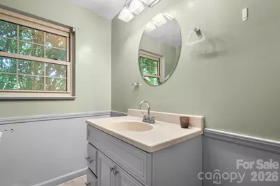 1809 31st Street NE, Hickory, NC 28601 - Photo 12