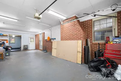 1809 31st Street NE, Hickory, NC 28601 - Photo 16