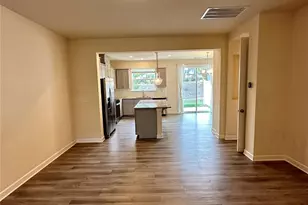 5840 Clan MacLaine Dr, Charlotte, NC 28278 - Photo 6