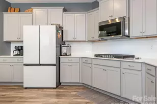 388 Kennerly Center Dr, Mooresville, NC 28115 - Photo 14