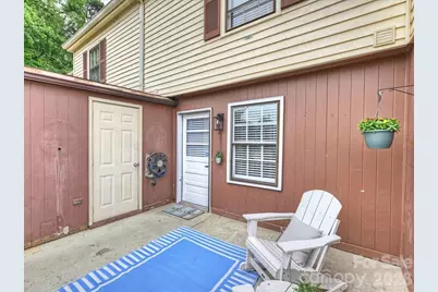 6810 Farmingdale Drive, Charlotte, NC 28212 - Photo 18