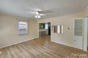 135 Oak Grove Rd, Statesville, NC 28677 - Photo 2