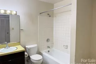 401 Orchard Trace Ln, Charlotte, NC 28213 - Photo 14