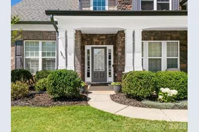 10704 Waxhaw Manor Drive, Waxhaw, NC 28173 - Photo 2