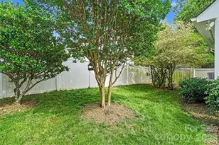 1205 Gainsborough Dr, Matthews, NC 28104 - Photo 20