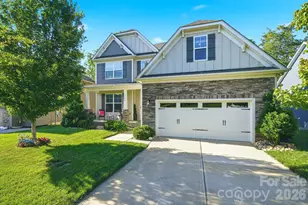 1574 Robinson Oaks Dr, Gastonia, NC 28054 - Photo 1