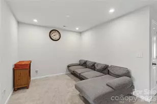 1211 Bigelow St, Charlotte, NC 28269 - Photo 18