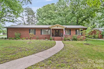 406 S Magnolia Street, Mooresville, NC 28115 - Photo 2