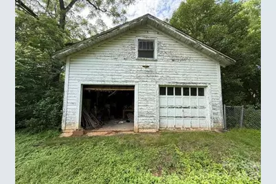 1622 W Park Avenue, Albemarle, NC 28001 - Photo 8