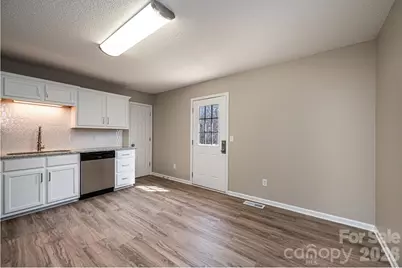 1337 Gallatin Lane, Hudson, NC 28638 - Photo 12