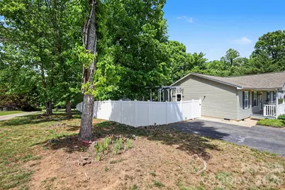 4432 Bennett Road, Morganton, NC 28655 - Photo 4