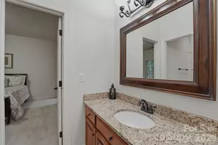 12529 Preservation Pointe Dr, Charlotte, NC 28216 - Photo 28