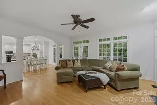 12529 Preservation Pointe Dr, Charlotte, NC 28216 - Photo 26