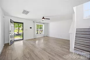 8502 Appledale Dr, Charlotte, NC 28262 - Photo 2