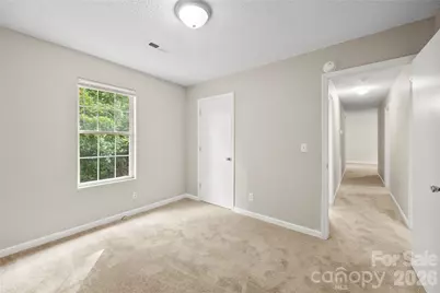 4525 Rolling Hill Drive, Charlotte, NC 28213 - Photo 4