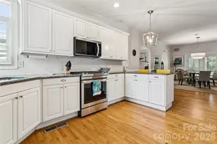 6784 Lynrose Ct, Charlotte, NC 28226 - Photo 26