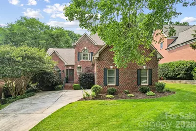 6784 Lynrose Court, Charlotte, NC 28226 - Photo 2