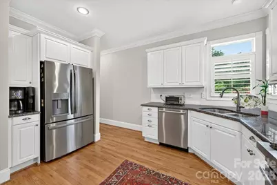 6784 Lynrose Court, Charlotte, NC 28226 - Photo 18