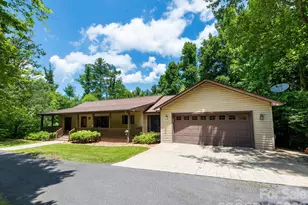11 Robin Ln, Weaverville, NC 28787 - Photo 2