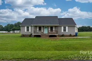 2407 Dellinger Dr, Newton, NC 28658 - Photo 1