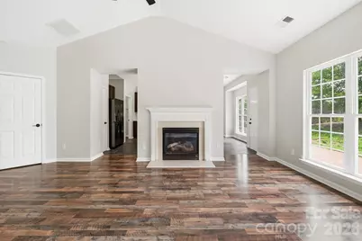 13409 Planters Walk Drive, Charlotte, NC 28278 - Photo 10