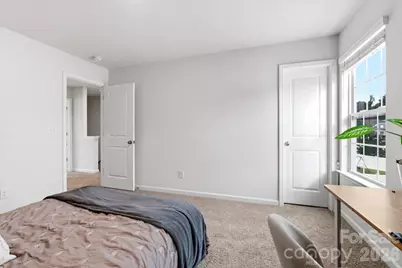 8022 Rowling Drive, Charlotte, NC 28215 - Photo 20