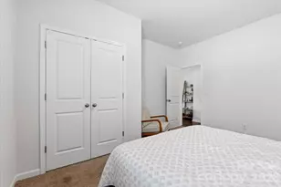 8022 Rowling Dr, Charlotte, NC 28215 - Photo 16