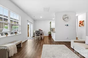 8022 Rowling Dr, Charlotte, NC 28215 - Photo 10