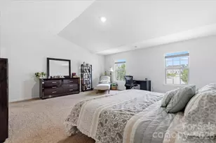 8022 Rowling Dr, Charlotte, NC 28215 - Photo 24