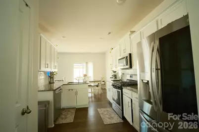 8022 Rowling Drive, Charlotte, NC 28215 - Photo 8