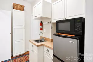 7904 Saddleview Ct, Charlotte, NC 28215 - Photo 28