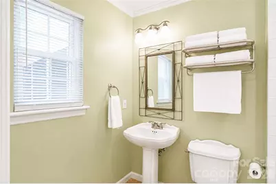 7904 Saddleview Court, Charlotte, NC 28215 - Photo 16